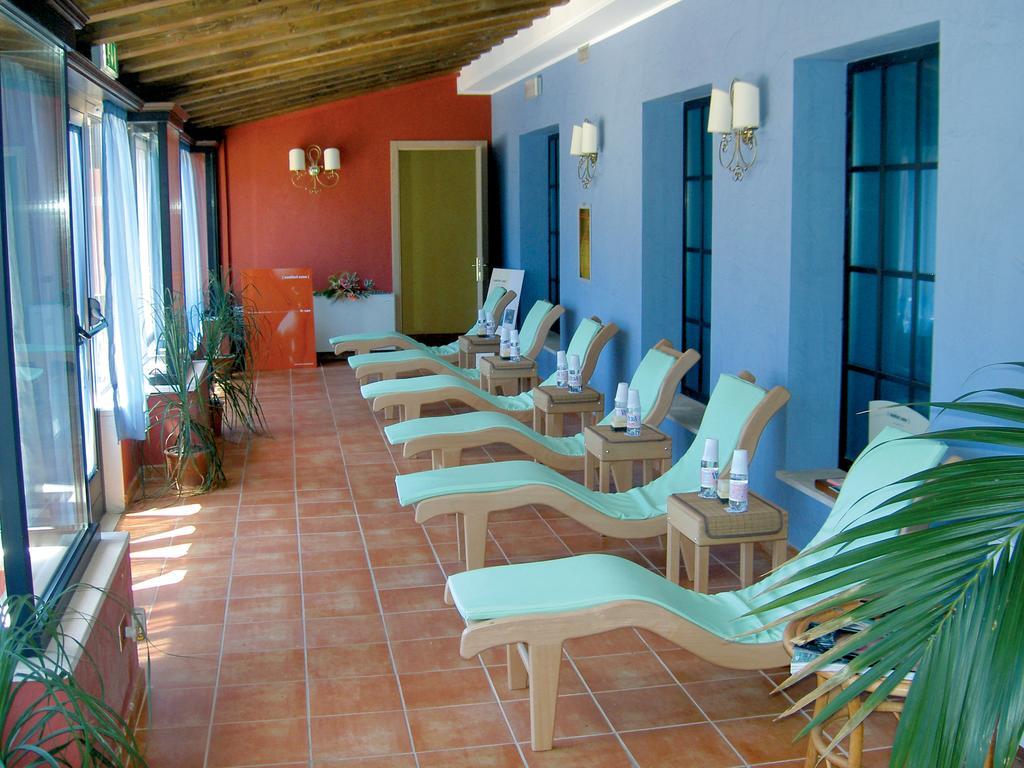 Hotel Igv Club Baia Samuele 4*